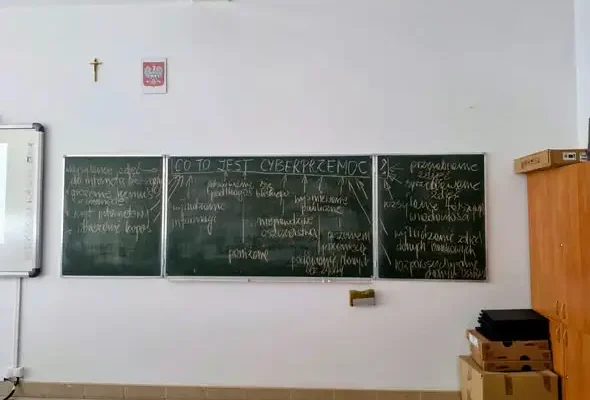 Uczniowie wzięli udział w warsztatach o fonoholizmie, hejcie i dobrostanie