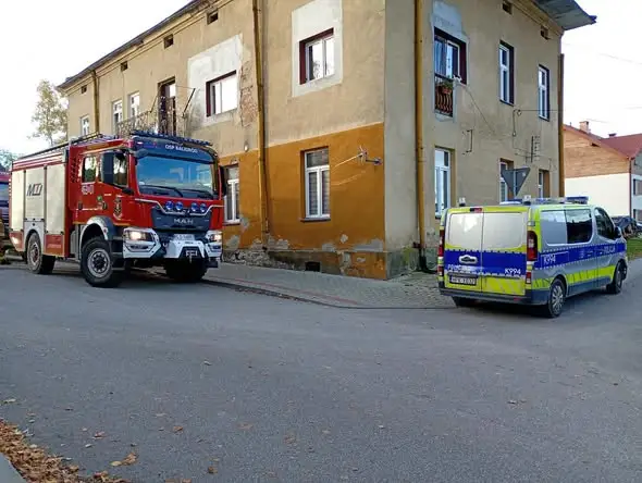 Pożar sadzy w Baligrodzie – OSP i PSP w akcji. Apel o czyszczenie kominów